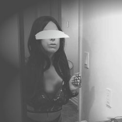 Escort, Ottawa Escort, Ottawa Independent Companion, Blonde Escort, Brunette Escort, Canada Escort, Travel Escort, Connection Based Companion, Tattooed Escort